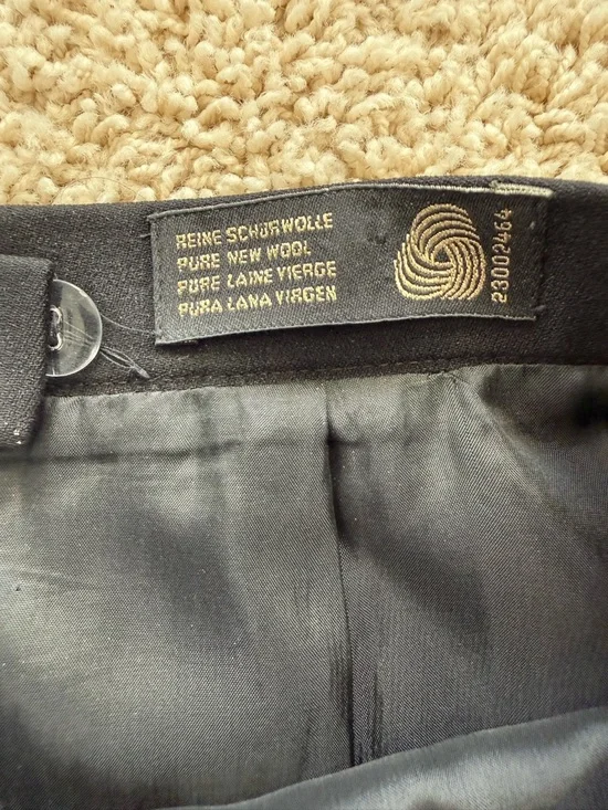 Escada Black Tailored Pencil Skirt - Picture 3 of 7